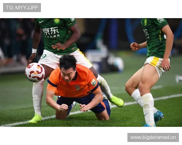 球队主力稳如泰山,替补表现波动对赛季稳定性面临考验