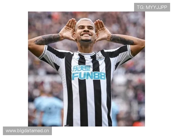 基兰·特里皮尔：纽卡斯尔队长的更衣室领袖角色解析